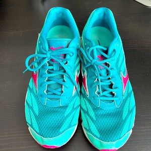 GUC womens Mizuno Wave Hitogami teal/pink sneaker